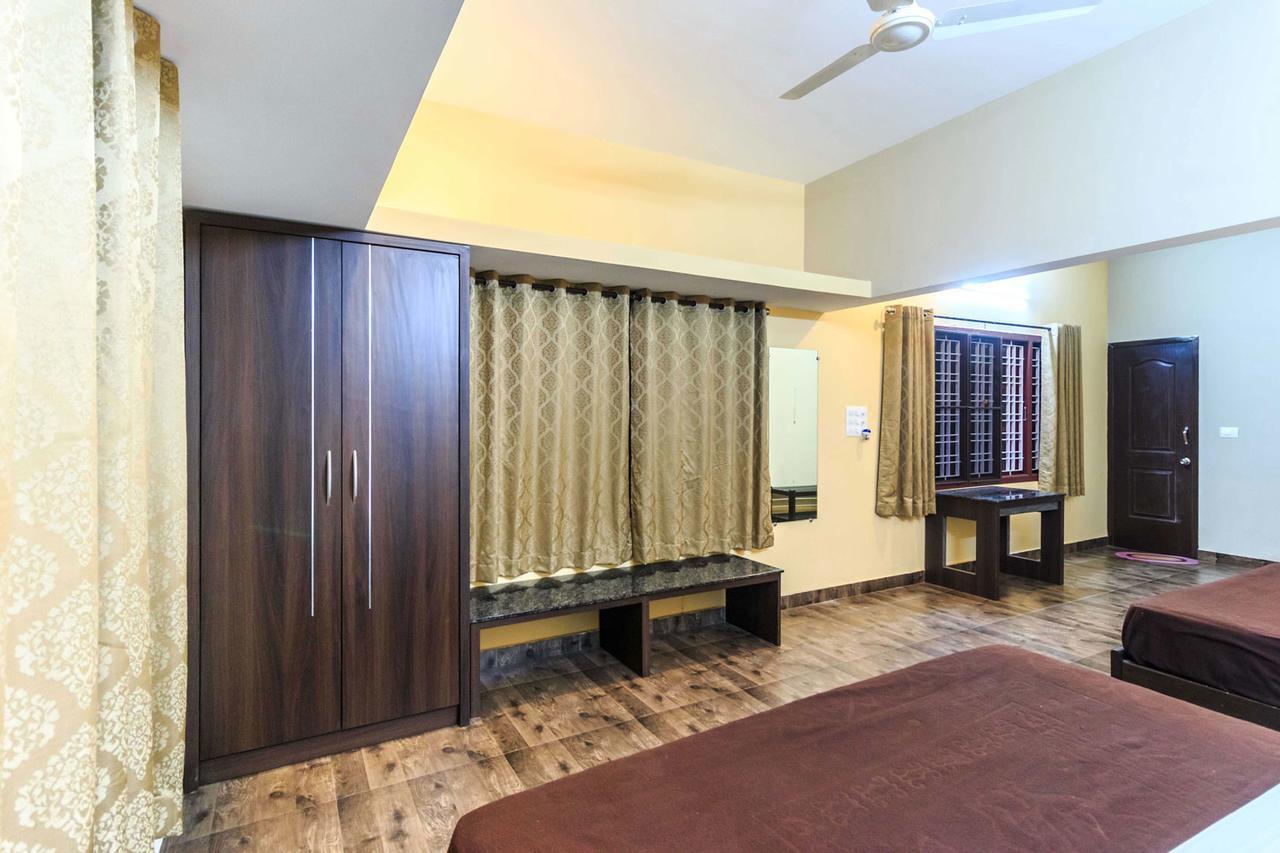 Hotel Karkera Comforts Madikeri Exterior foto
