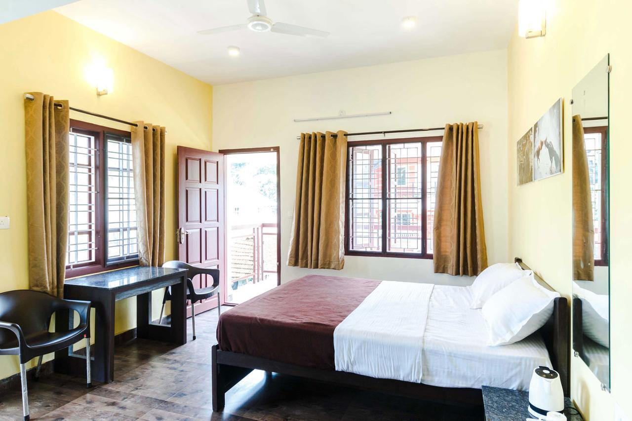 Hotel Karkera Comforts Madikeri Exterior foto